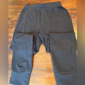 Lululemon jogger black medium